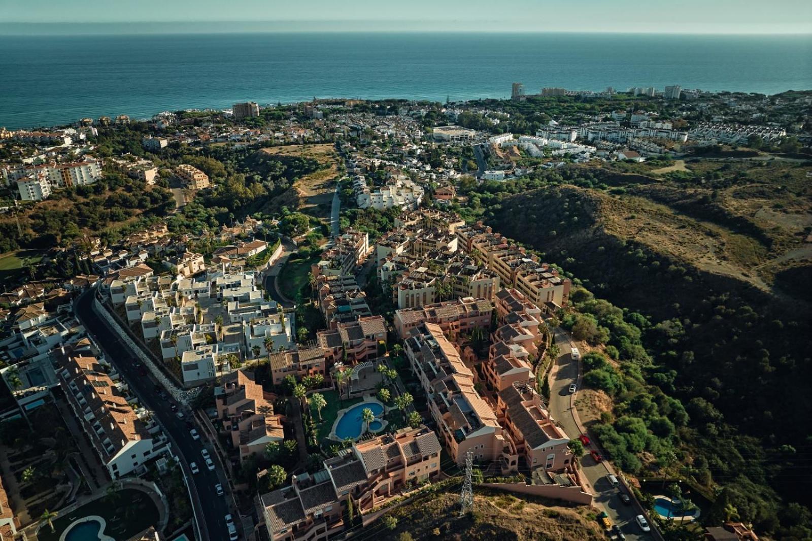 Cozy Penthouse Riviera Del Sol Apartment Малага Екстериор снимка